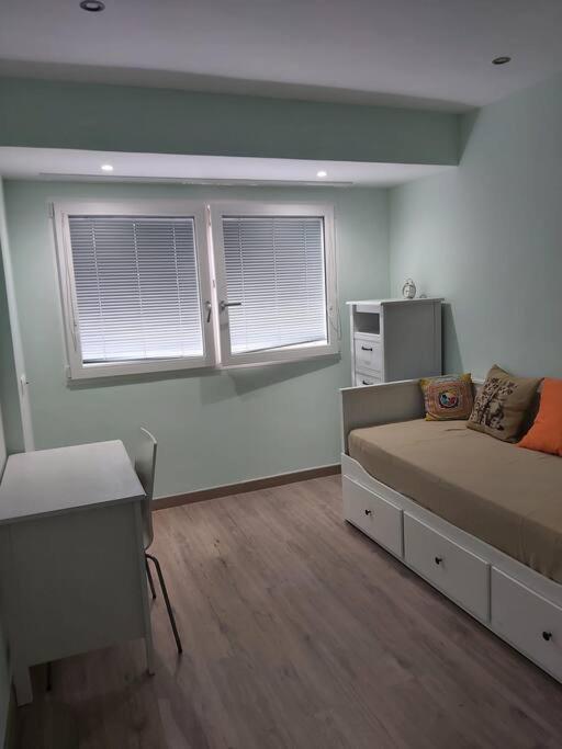 דירות אליקאנטה Modern Flat At Garbinet With Wifi מראה חיצוני תמונה